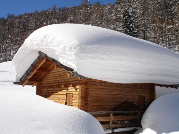De Icing Your Roof And Gutters De-Icing Your Roof And Gutters